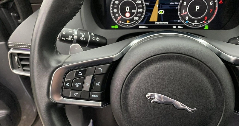 Jaguar F-Pace cena 139900 przebieg: 97000, rok produkcji 2020 z Uniejów małe 379
